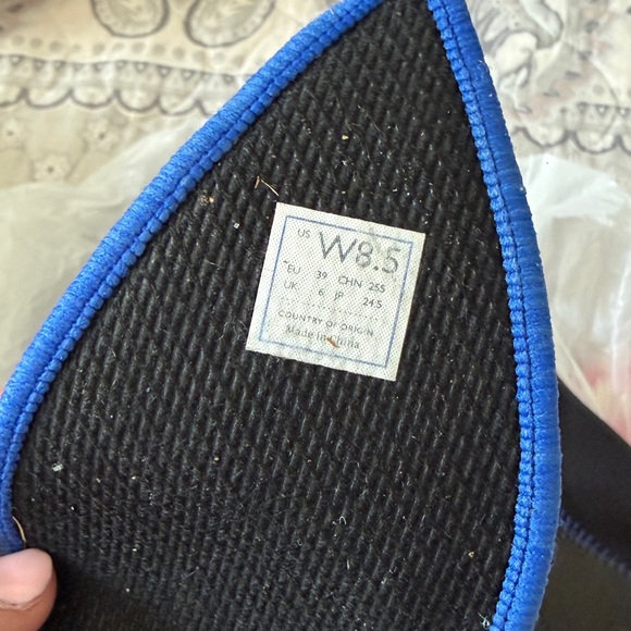 Rothy’s Size 8.5 - Picture 4 of 4